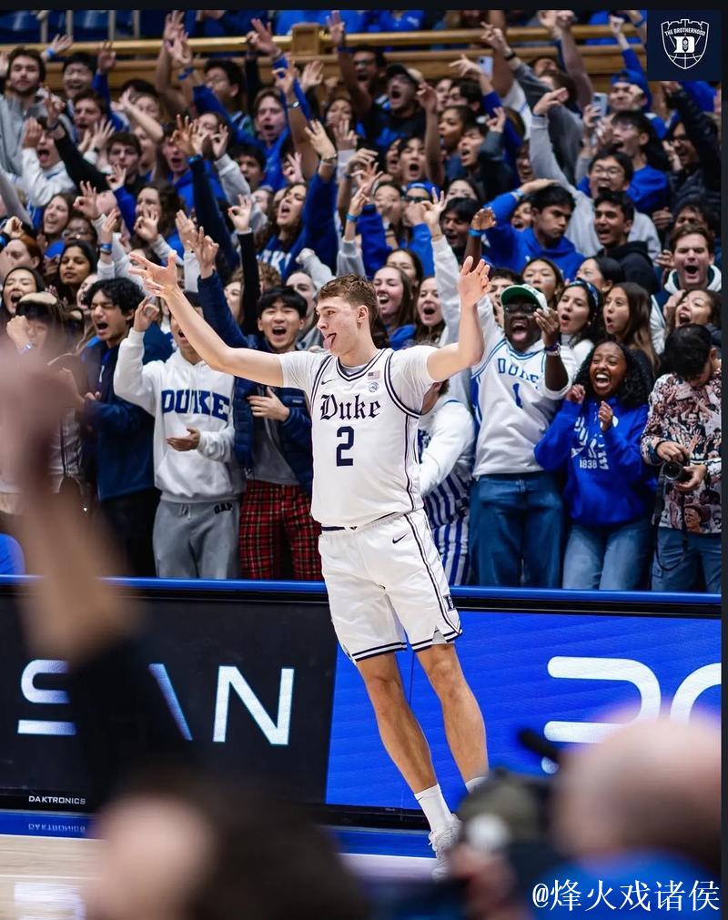 弗拉格2次单场20分5助0失误，历史上没有其他18岁球员做到过